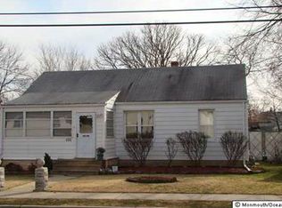 408 Chestnut St, Lakehurst, NJ 08733