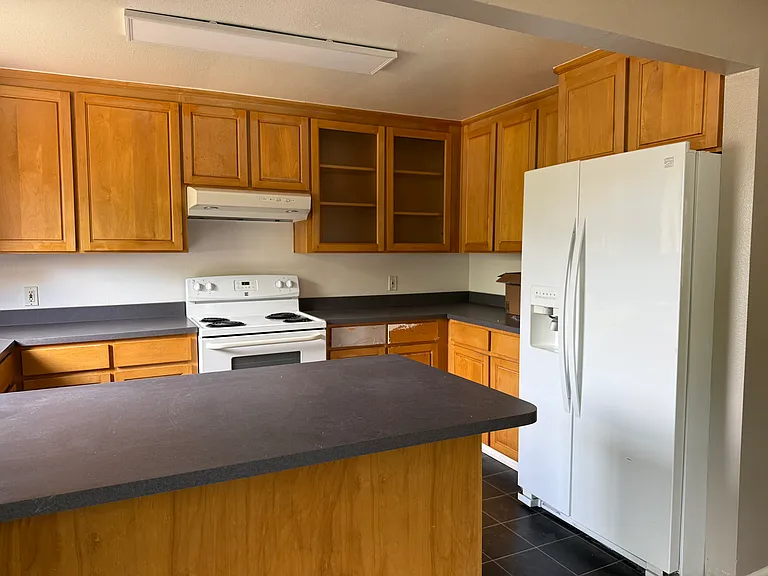 560 W Emerson Ave — Photo 11