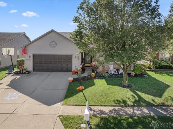 9220 Sawgrass Dr, Miamisburg, OH 45342