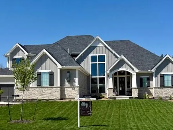 17220 Goddard St, Overland Park, KS 66221