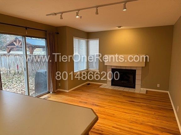 4th image of 2051 E Rainbow Point Dr