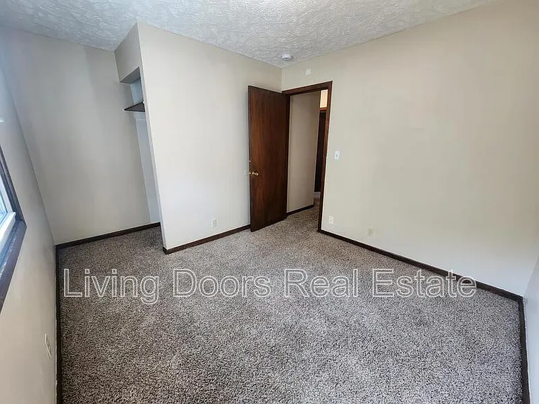 1627 Deweese Dr — Photo 12