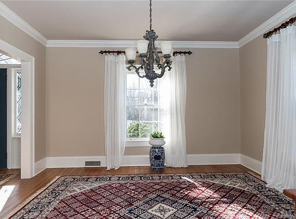3rd image of 628 W End Ave