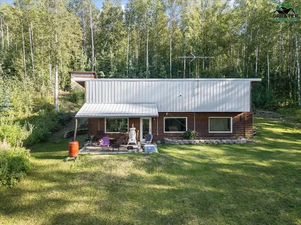 565 Prospectors Trl, Fairbanks, AK 99712