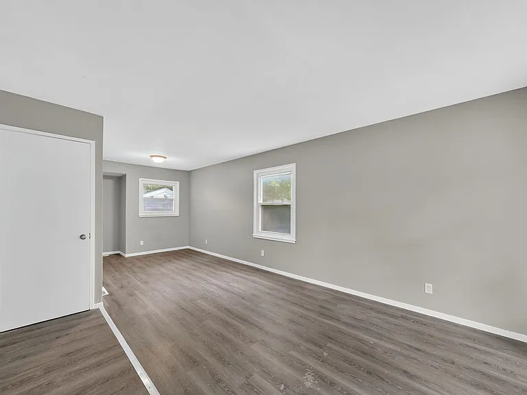 416 Crawford Rd — Photo 17
