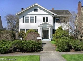 1332 Jerome Ave, Astoria, OR 97103