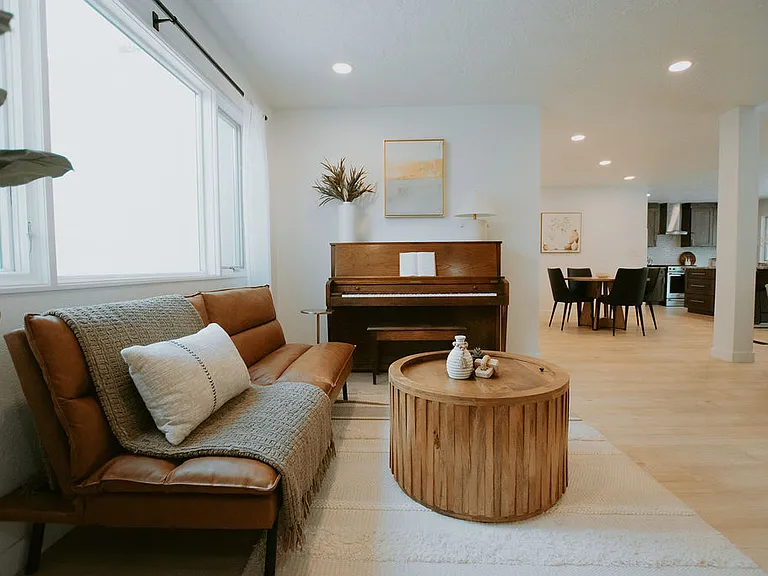9514 Avenida Del Oso NE — Photo 17