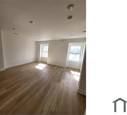 Studio, $1,300 — Photo 2