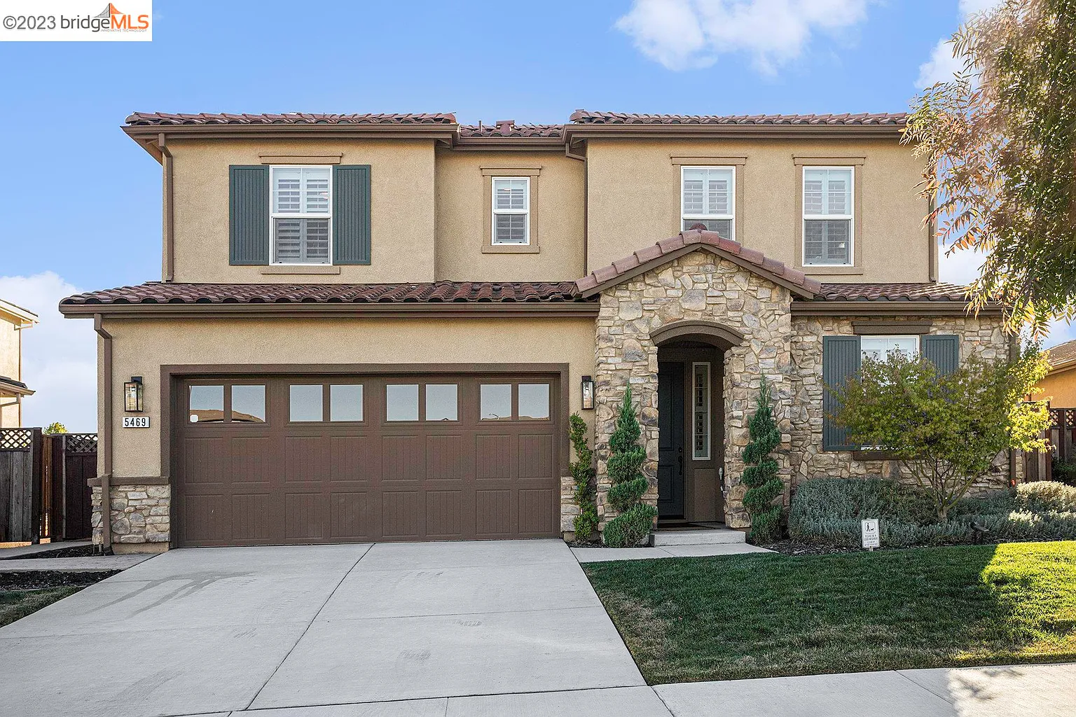 5469 Mountain Ridge Way photo 1