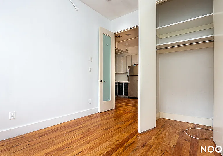 325 Franklin Ave #2C — Photo 3