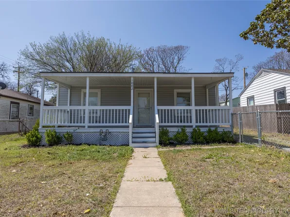 1002 N Roosevelt Ave, Sand Springs, OK 74063