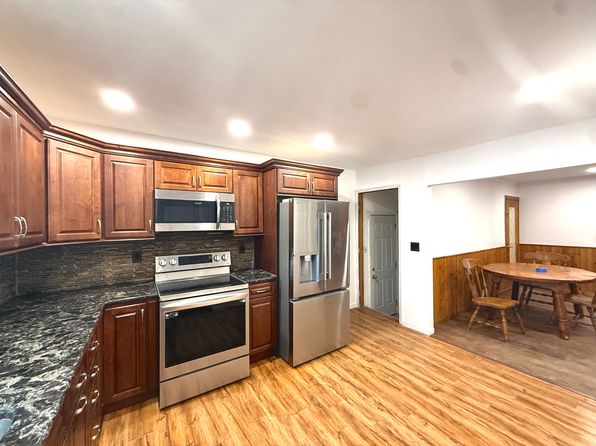 35 Forest Ave Floor 1