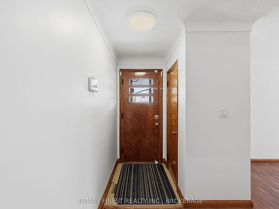 2nd image of 39 Lennox St