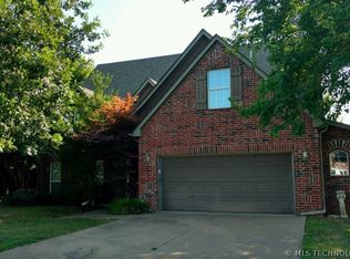 10302 N 142nd East Ct, Owasso, OK 74055