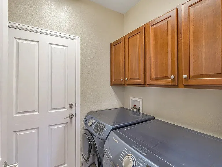 5255 Clovervale Cir — Photo 11