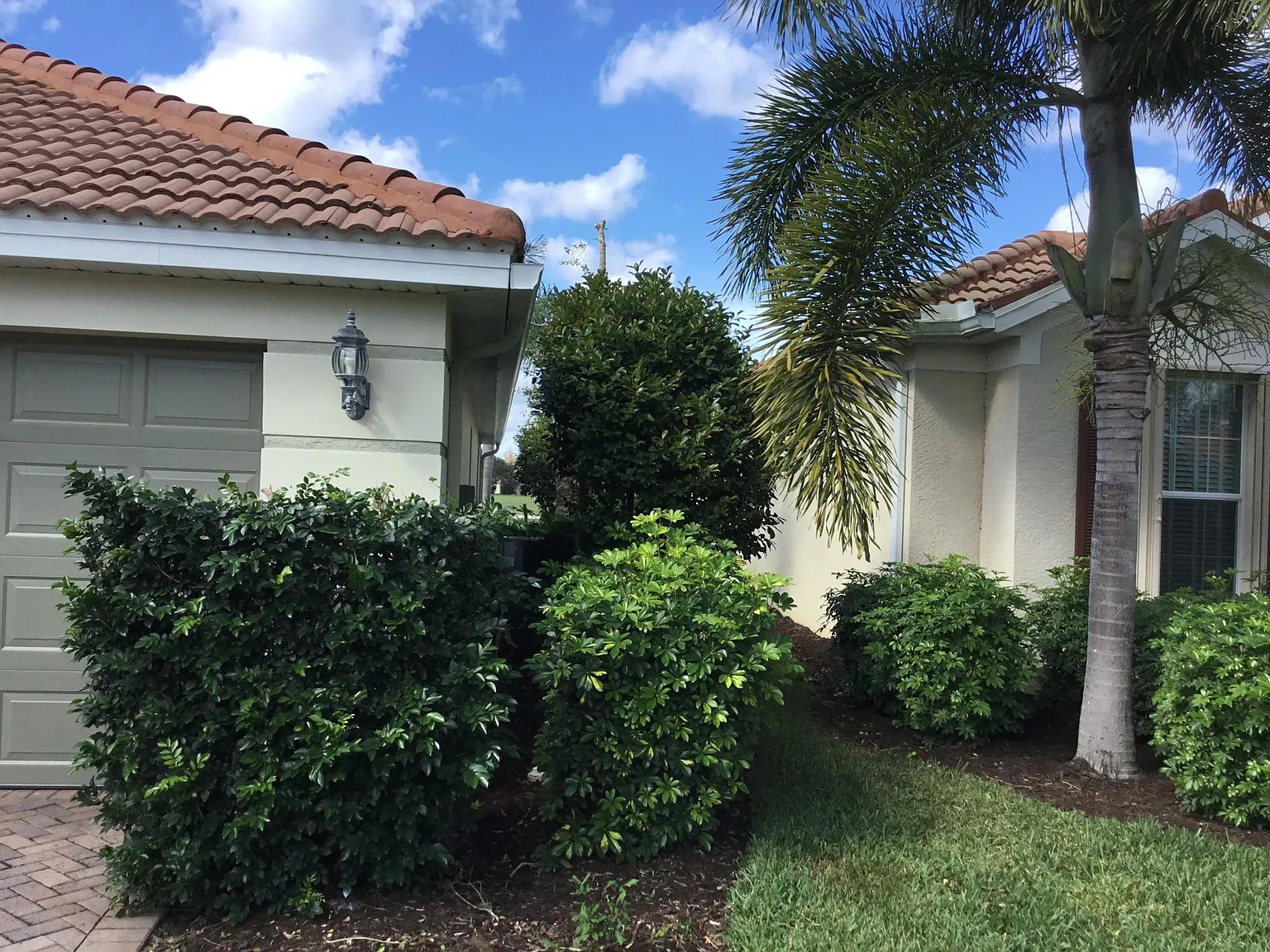 5907 Constitution St — Photo 3