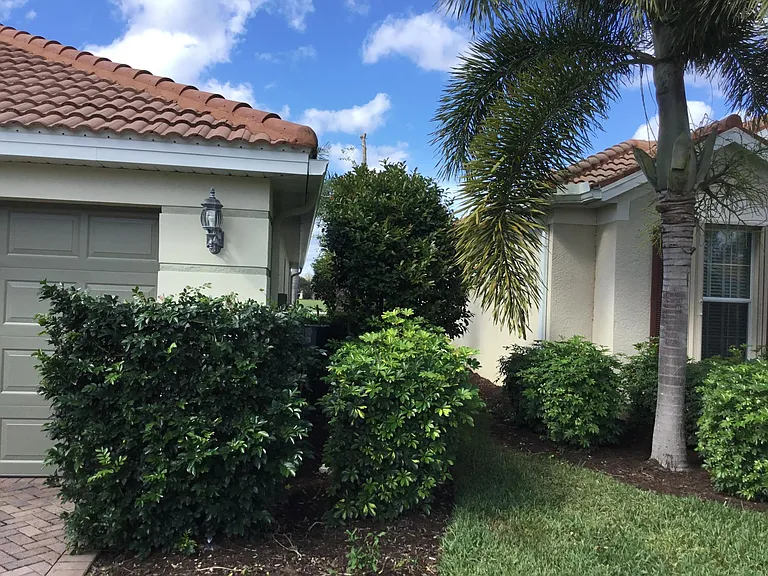 5907 Constitution St — Photo 3