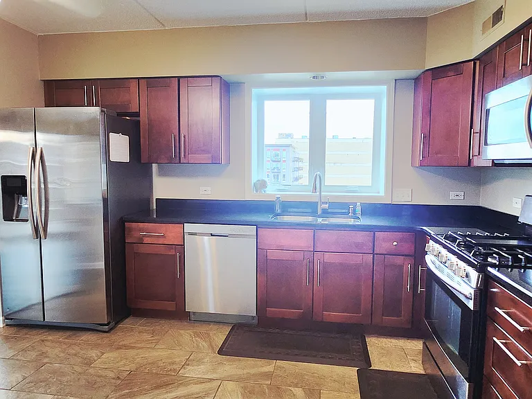675 Pearson St #704 — Photo 10