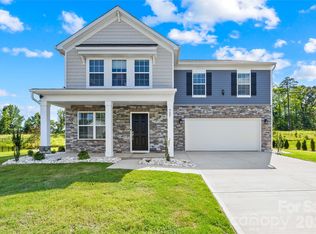 527 Millstone Dr, Edgemoor, SC 29712