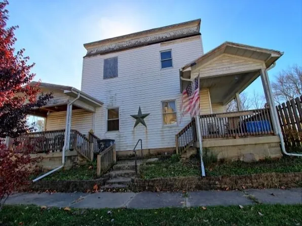 305-307 E 9th St, Connersville, IN 47331