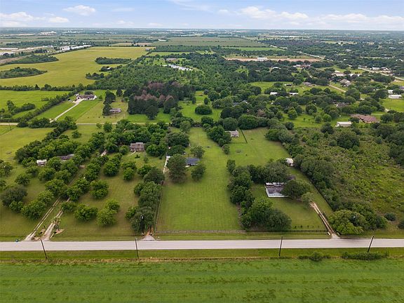 5th image of 19635 Kermier Rd