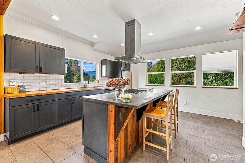 5th image of 7223 Nims Place