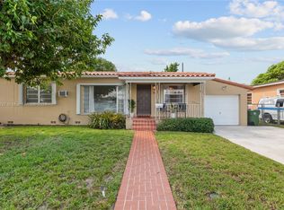 310 W 61st St, Hialeah, FL 33012