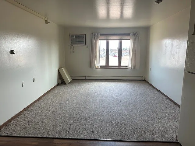 851 University Dr #307 — Photo 3