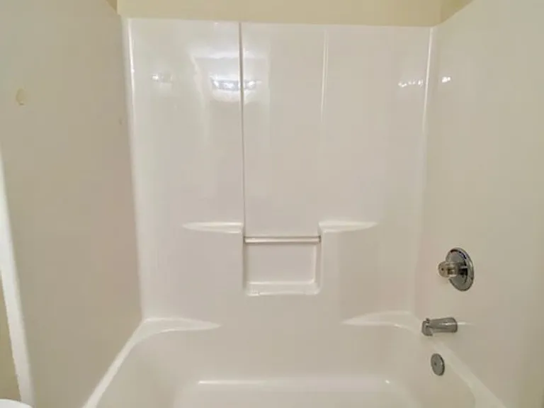 133 Howard Dr — Photo 9