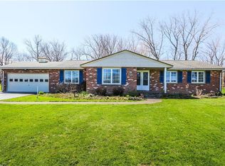 1729 Woodard Rd, Webster, NY 14580