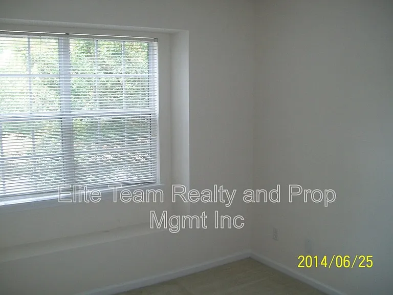 9134 Charminster Ct — Photo 8