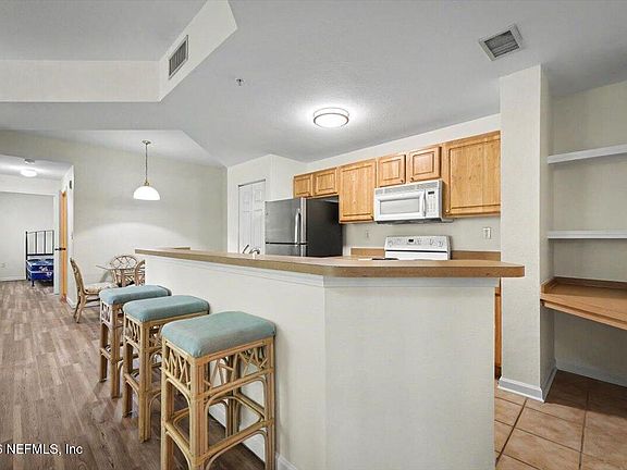 5th image of 405 S VILLA SAN MARCO Drive #208