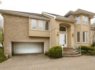 84 Mira Vista Ct, Holmdel, NJ 07733
