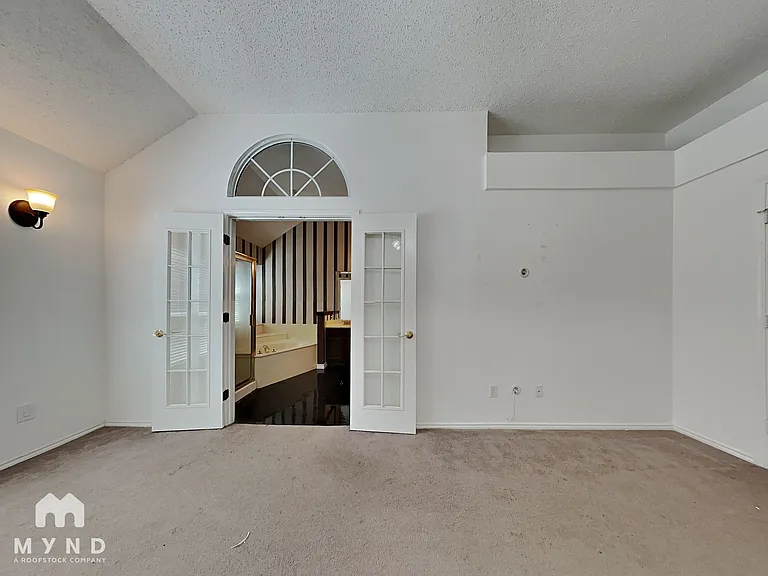 951 Freshwood Ct — Photo 10