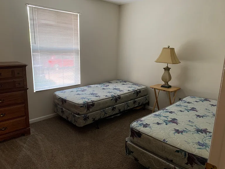 25 Pine Ln #C1 — Photo 14