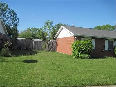 2nd image of 64 Hawthorne Dr