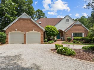 141 Hastings Rd, Pinehurst, NC 27376