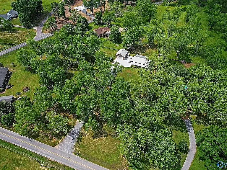 3498 Turnpike Rd — Photo 26