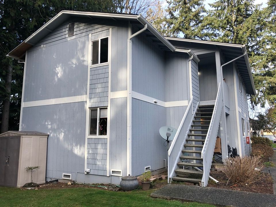 2nd image of 9106 1st Pl NE APT 3