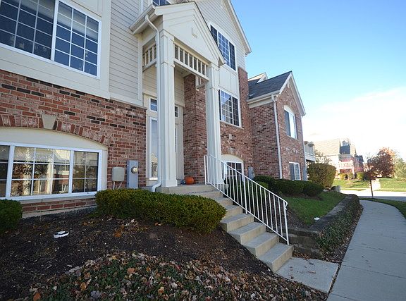 2nd image of 3389 Cameron Dr #3389