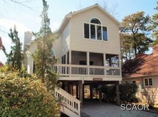218 Parkwood St, Bethany Beach, DE 19930
