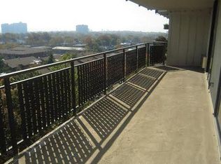 1285 15th St #9C2, Fort Lee, NJ 07024