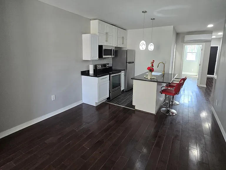 5822 Baynton St — Photo 7