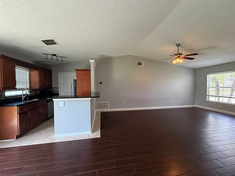 111 Newham Way — Photo 4