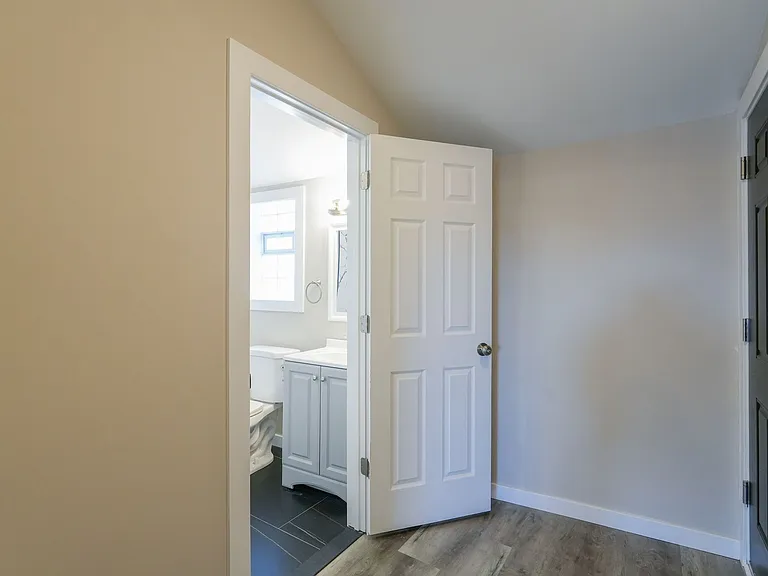 1335 S 8th St — Photo 6