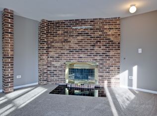 15619 Sierra Dr, Oak Forest, IL