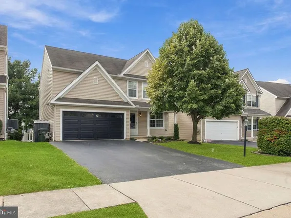 355 Sunbury Way, Red Lion, PA 17356