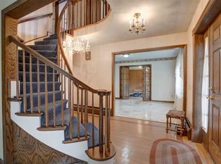 1284 Racetrack Rd, Stoughton, WI 53589