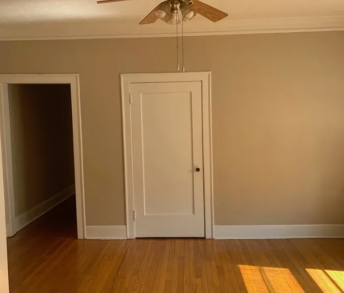 The Crestview — Photo 8