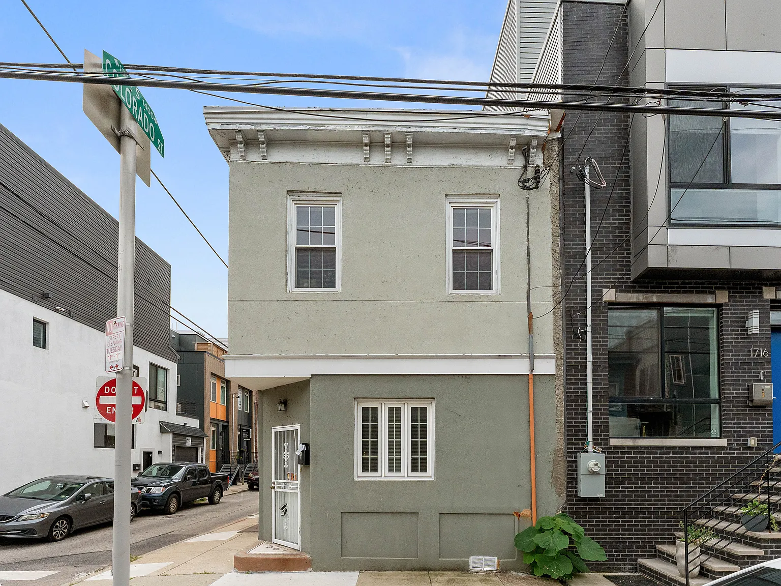 2 bed, 1000 sqft, $1,750 — Photo 2